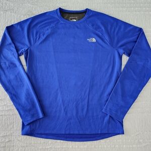 The North Face winter warm grid crew long sleeve  Mens Medium shirt in blue